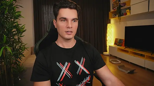 Snapshot of billypassion chatting on 10.15.25 billypassion online show from 10.15.25