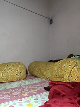 Snapshot of IndianRima chatting on 11.14.25 IndianRima online show from 11.14.25