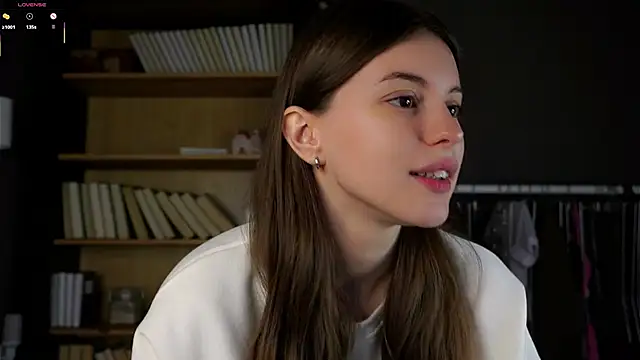 Snapshot of DarylBarks chatting on 10.22.25 DarylBarks online show from 10.22.25