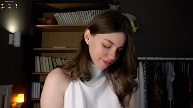 Snapshot of DarylBarks chatting on 10.24.25 DarylBarks online show from 10.24.25