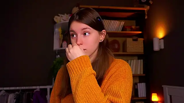 Snapshot of DarylBarks chatting on 12.16.25 DarylBarks online show from 12.16.25