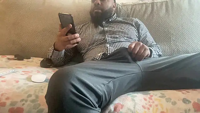 Snapshot of Bbcfun44 chatting on 12.17.24 Bbcfun44 online show from 12.17.24