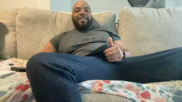 Snapshot of Bbcfun44 chatting on 02.18.25 Bbcfun44 online show from 02.18.25