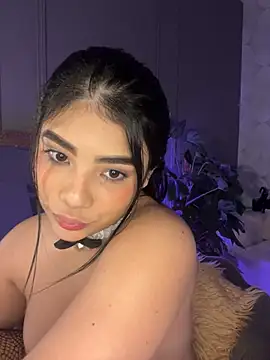 Snapshot of kyber_ chatting on 01.08.25 kyber online show from 01.08.25