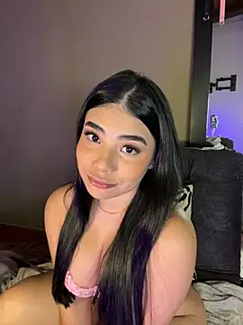 Snapshot of kyber_ chatting on 03.06.25 kyber online show from 03.06.25