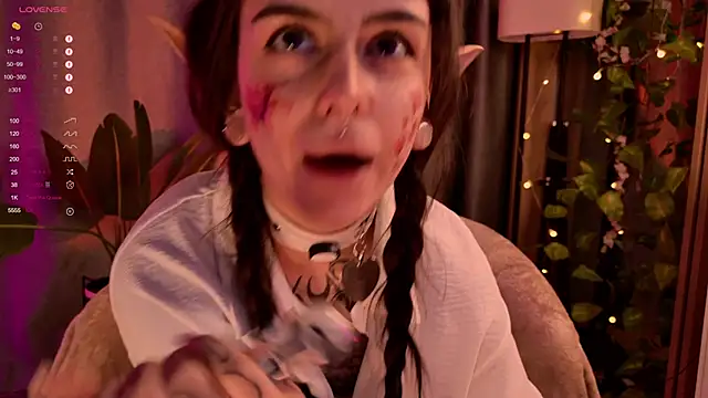 Snapshot of MichaellaMoon chatting on 01.16.25 MichaellaMoon online show from 01.16.25