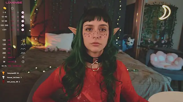 Snapshot of MichaellaMoon chatting on 02.26.25 MichaellaMoon online show from 02.26.25