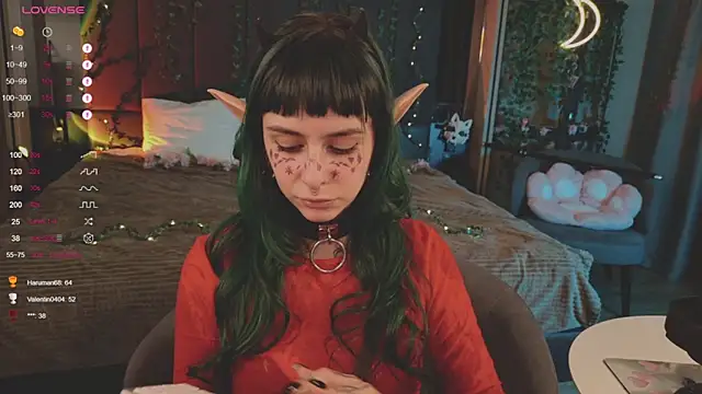 Snapshot of MichaellaMoon chatting on 02.26.25 MichaellaMoon online show from 02.26.25