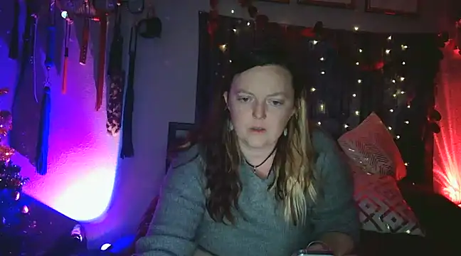 Lyrann89 online show from 01.26.25