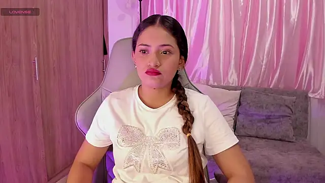 Isa squirt1 online show from 09.12.25