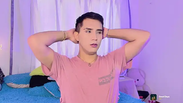 Snapshot of Chris_Maddox chatting on 11.07.25 Chris Maddox online show from 11.07.25