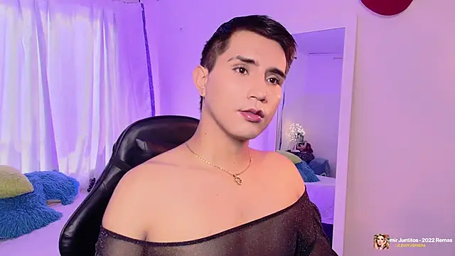 Snapshot of Chris_Maddox chatting on 11.12.25 Chris Maddox online show from 11.12.25