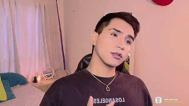 Snapshot of Chris_Maddox chatting on 11.13.25 Chris Maddox online show from 11.13.25