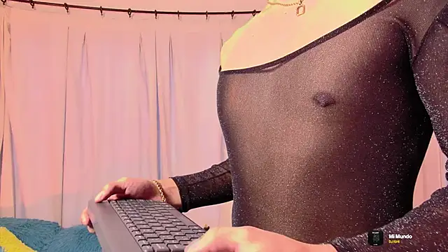 Snapshot of Chris_Maddox chatting on 11.20.25 Chris Maddox online show from 11.20.25