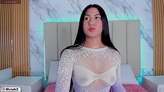 Iris Thompson  online show from 12.23.25