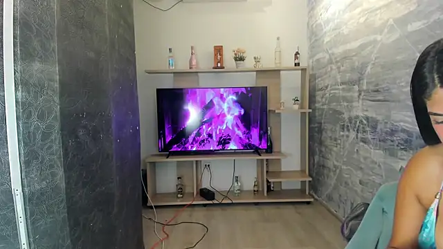 NaiiaCirce online show from 03.03.25