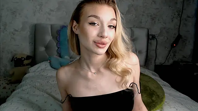 Ella Milla online show from 05.20.26