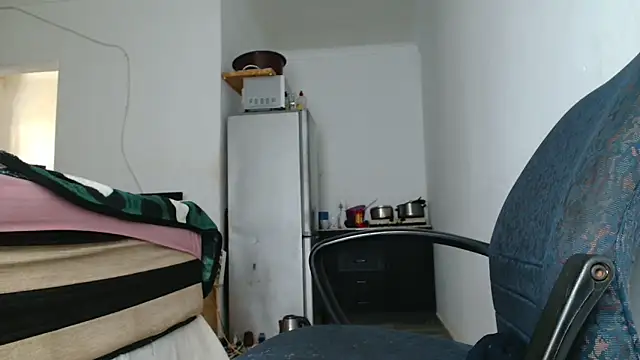 Hugetittiesxx2 online show from 05.09.26