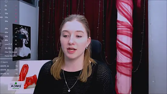 Snapshot of daisy_candy chatting on 03.22.25 daisy candy online show from 03.22.25