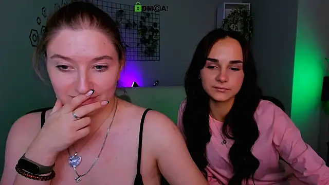 Snapshot of daisy_candy chatting on 09.27.25 daisy candy online show from 09.27.25