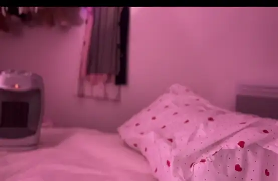 Snapshot of pinkie_piexx chatting on 03.06.25 pinkie piexx online show from 03.06.25