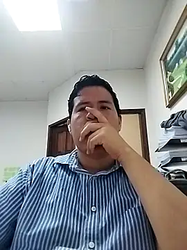 Snapshot of Whiper2024 chatting on 07.16.26 Whiper2024 online show from 07.16.26