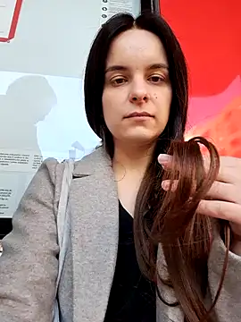 RaonXO online show from 12.20.24