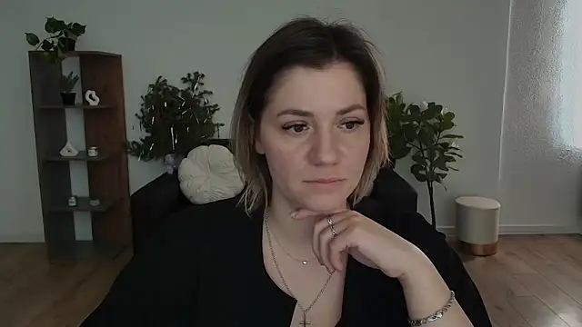 MariaSttone online show from 02.10.25