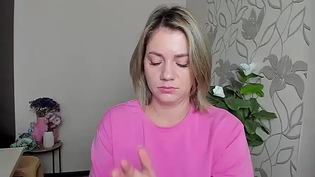 MariaSttone online show from 09.17.25