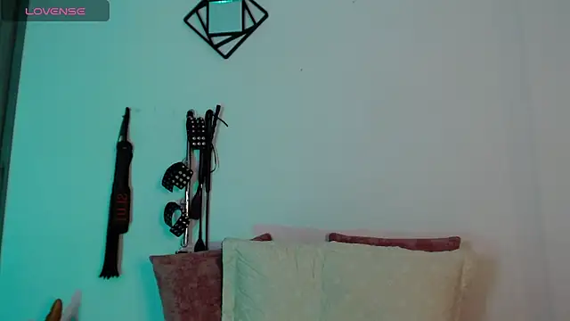 Snapshot of Alisson_Beckett chatting on 03.12.25 Alisson Beckett online show from 03.12.25