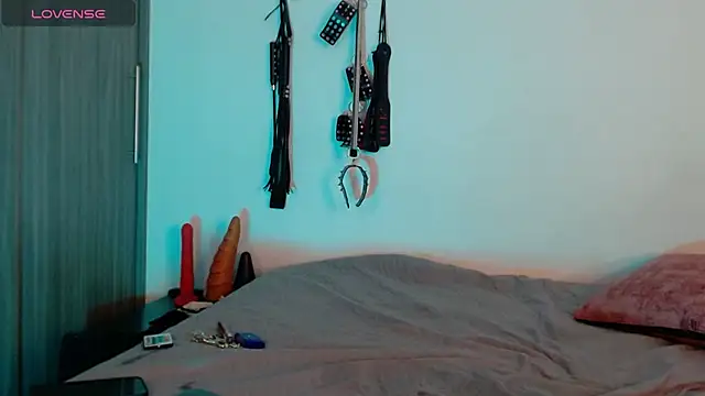 Snapshot of Alisson_Beckett chatting on 03.21.25 Alisson Beckett online show from 03.21.25