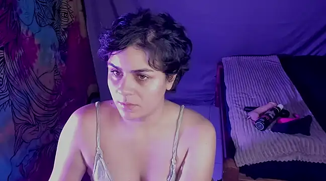 isabelacooperr online show from 01.18.25