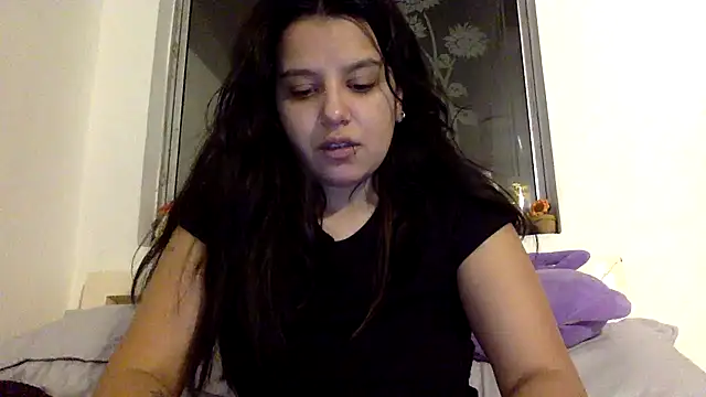 Snapshot of Mariasool chatting on 02.28.25 Mariasool online show from 02.28.25