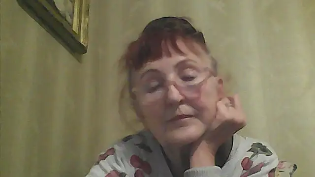 Snapshot of TanyaSweet634 chatting on 10.22.25 TanyaSweet634 online show from 10.22.25