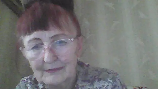 Snapshot of TanyaSweet634 chatting on 11.04.25 TanyaSweet634 online show from 11.04.25