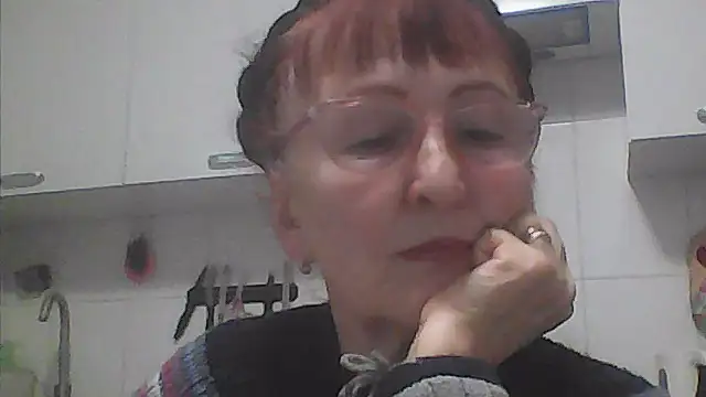 Snapshot of TanyaSweet634 chatting on 11.11.25 TanyaSweet634 online show from 11.11.25