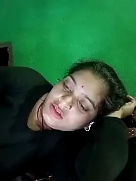 Snapshot of Chandni chatting on 01.22.25 Chandni online show from 01.22.25