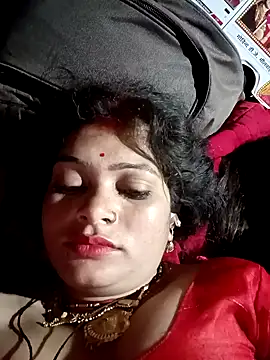 Snapshot of Chandni chatting on 01.29.25 Chandni online show from 01.29.25