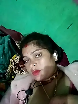 Snapshot of Chandni chatting on 02.02.25 Chandni online show from 02.02.25