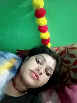 Snapshot of Chandni chatting on 02.06.25 Chandni online show from 02.06.25