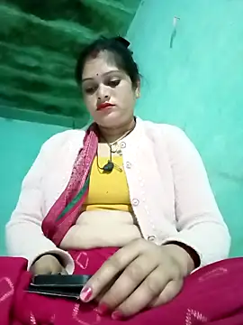 Snapshot of Chandni chatting on 02.12.25 Chandni online show from 02.12.25