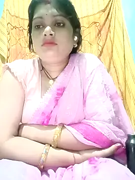 Snapshot of Chandni chatting on 02.21.25 Chandni online show from 02.21.25