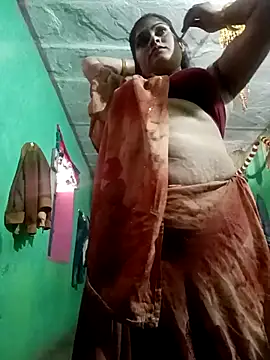 Snapshot of Chandni chatting on 02.22.25 Chandni online show from 02.22.25