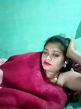 Snapshot of Chandni chatting on 02.22.25 Chandni online show from 02.22.25