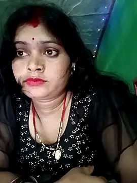 Snapshot of Chandni chatting on 03.04.25 Chandni online show from 03.04.25