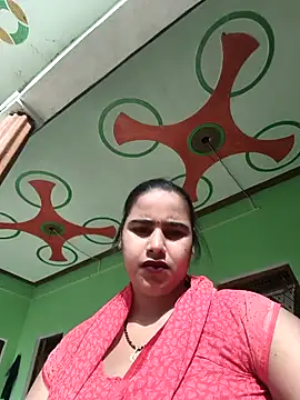 Snapshot of Chandni chatting on 12.01.25 Chandni online show from 12.01.25