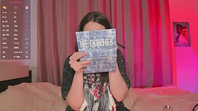 MonicaRocket online show from 02.08.26