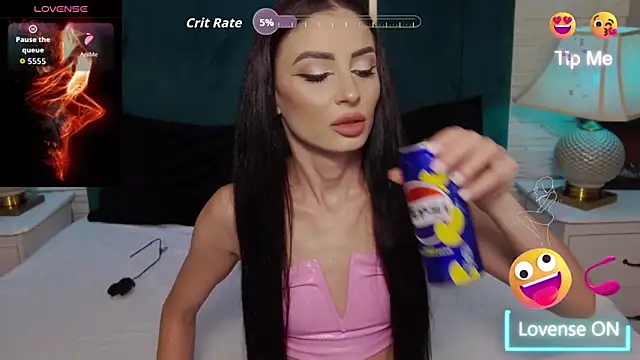 Snapshot of FeetVibe chatting on 09.13.25 FeetVibe online show from 09.13.25