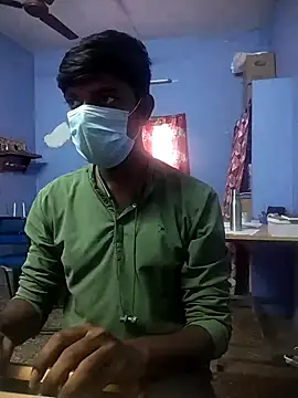 Snapshot of Tamilandteluguboy14 chatting on 11.25.25 Tamilandteluguboy14 online show from 11.25.25