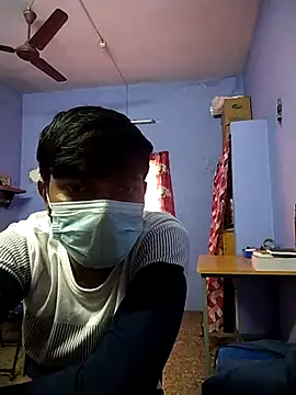 Snapshot of Tamilandteluguboy14 chatting on 12.05.25 Tamilandteluguboy14 online show from 12.05.25